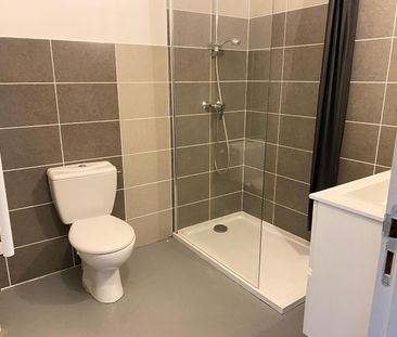 Location Appartement 3 pièces 46m² AUBENAS 07200 - Photo 4