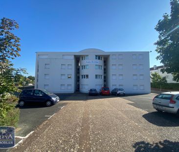 Location Appartement 1 pièce 18m² POITIERS 86000 - Photo 2