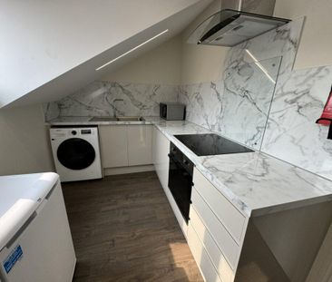 1 bedroom flat to rent - Photo 6