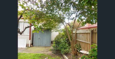 QUIET & GREAT LOCATION - Photo 4