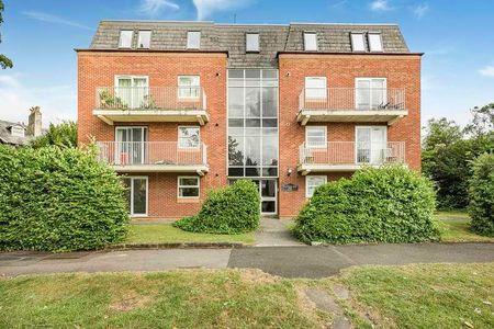 Christchurch Road, Cheltenham, GL50 - Photo 2