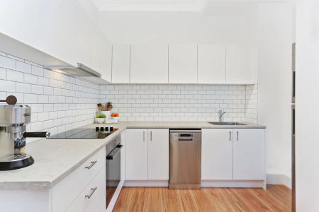 Unit 8/5 Edward Street, Bondi Beach. - Photo 4