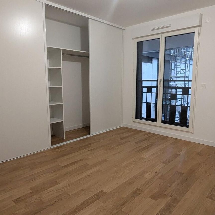 location Appartement T2 DE 50.29m² À COURBEVOIE - Photo 1