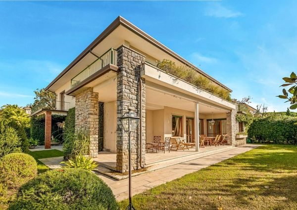 via solferino, 5, Forte dei Marmi, Tuscany 55042