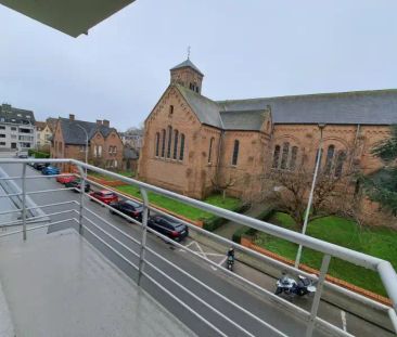 Ruim 3-slaapkamerappartement met 2 terrassen te huur in Sint-Andrie... - Photo 5