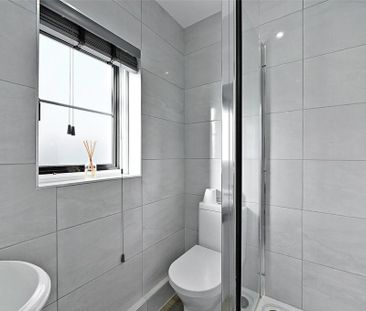 2 bedroom semi-detached house to rent - Photo 5