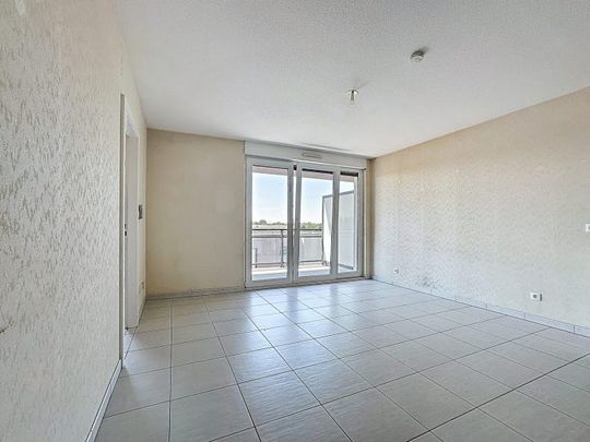 LINGOLSHEIM - Agréable 2P en dernier étage - Photo 1