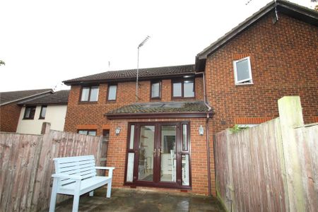 2 bedroom terraced house to rent - Photo 5