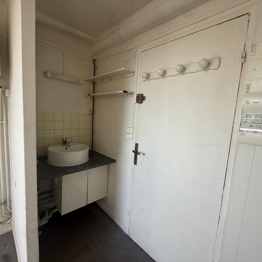 Location Appartement 1 pièce 12m² GAGNY 93220 - Photo 1