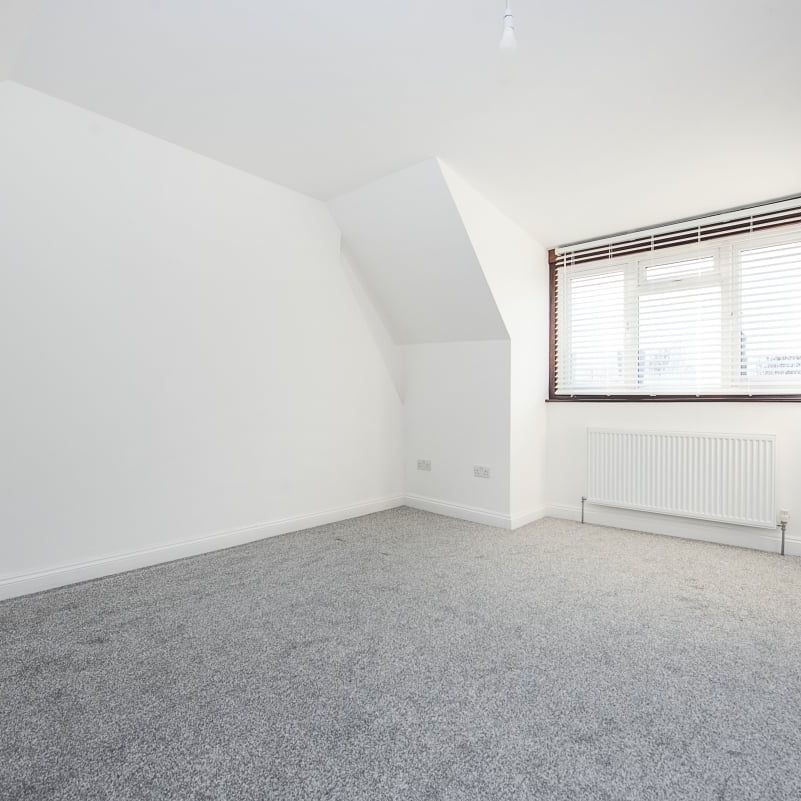 4 bedroom terraced house to rent - Photo 1