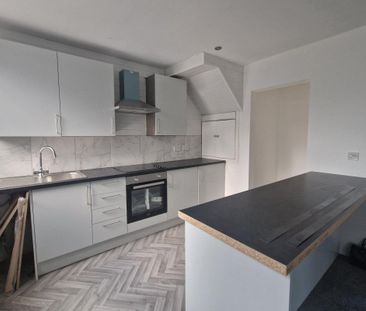 Westbourne Crescent - Photo 3