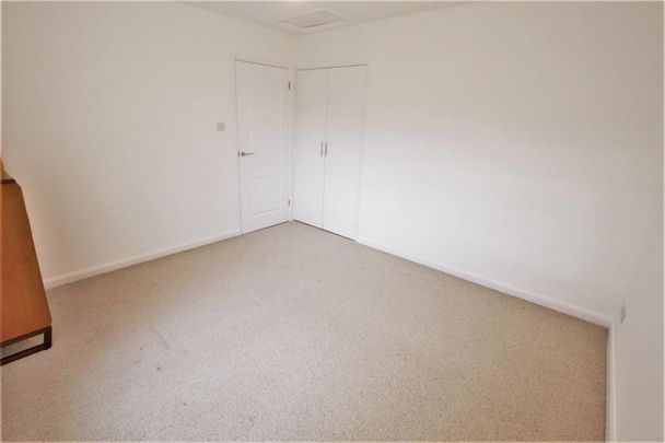 4 bedroom detached house to rent - Photo 1