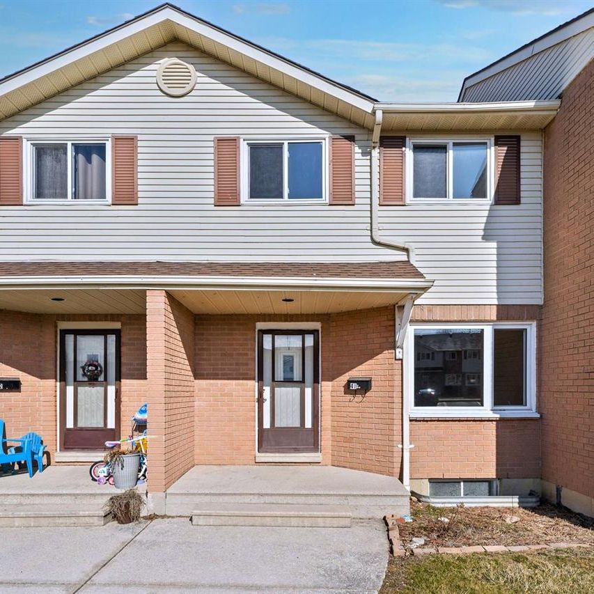 Fort Street Townhomes - Photo 1