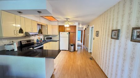 For Lease - 122 Rifle Range Road Unit# #Furnished, Hamilton, Ontario - Photo 2