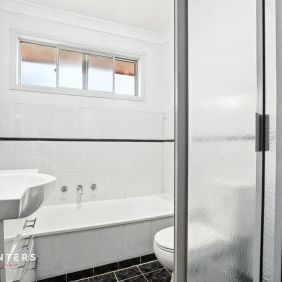 Family Home in Prime Location - Greystanes PS Catchment - Photo 1