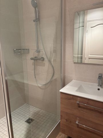 Location Appartement 2 pièces 52m² BAYEUX 14400 - Photo 4