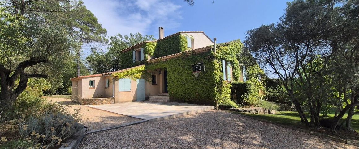 Maison 6 Pièces 171 m² - Photo 1