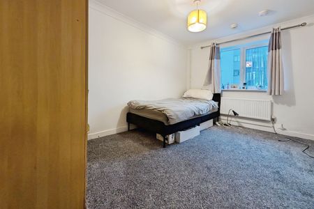 The Compass, Southampton, SO14 - Photo 5