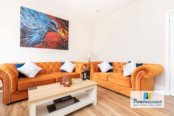 2 bedroom ground floor flat to rent - Photo 1