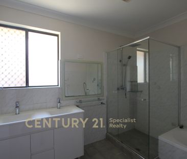 Spacious 2 Bedroom Townhouse - Photo 4