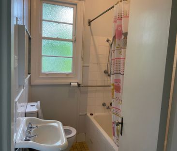 Cosy one bedroom unit - Photo 4