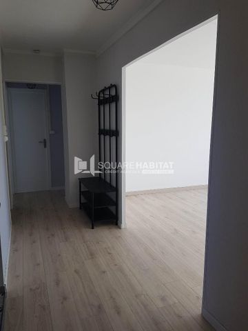 Location Appartement 4 pièces 66m² ROUSIES 59131 - Photo 4