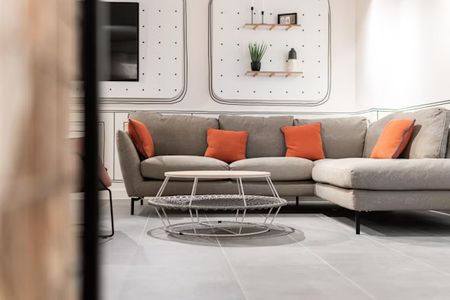 2 bedroom apartment - Photo 2