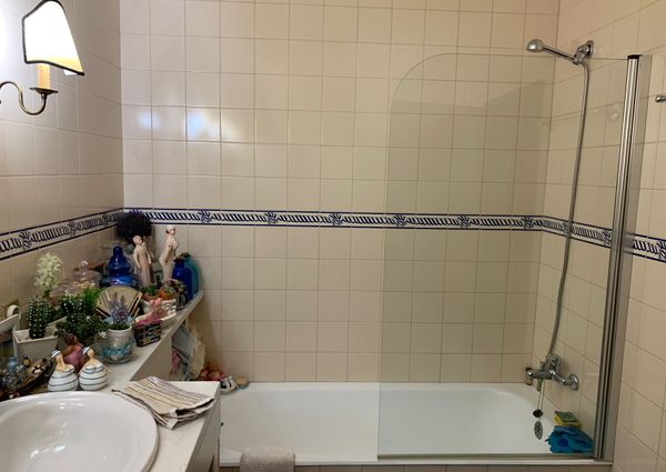 Apartamento T2 Mobilado na Praia da Barra.