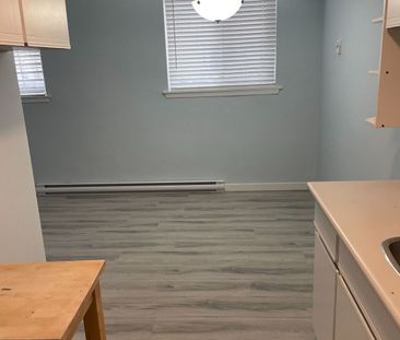 For Lease - 2365 Marine Drive Unit# 101, Oakville, Ontario - Photo 1