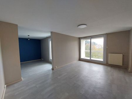 Location Appartement 3 pièces 79m² - Photo 2