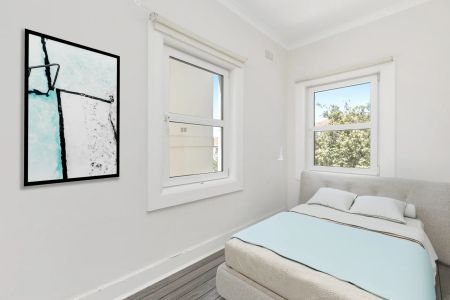 Immaculate apartment only moments to Bondi Beach! - Photo 3