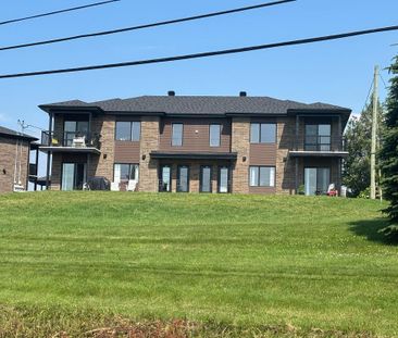 4 1/2 à louer (Bromptonville) - Photo 2