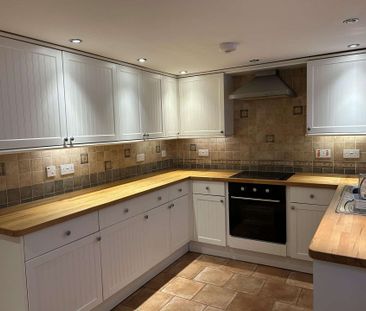 A character three bedroom Cottage in a peaceful location forming pa... - Photo 1