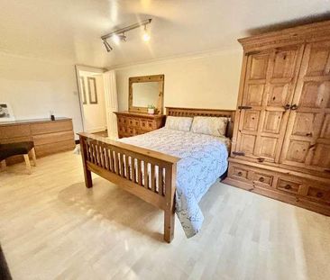 Crown Mill, Lincoln, LN5 - Photo 2