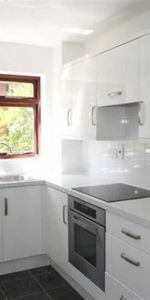 Ray Park Avenue, Maidenhead, Berkshire,SL6 - Photo 3