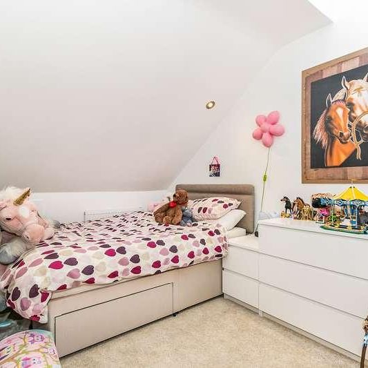 Regents Court, Sopwith Way, Kingston, KT2 - Photo 1