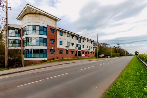 3/4 Bed Premium Ensuite - Photo 1