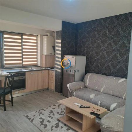 Garsoniera studio bloc nou zona centrala, etaj trei, mobilata si utilata complet - Fotografie 3