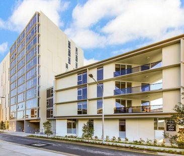 Fully Furnished I Level 8 with City View I Pool & Gym - Photo 4