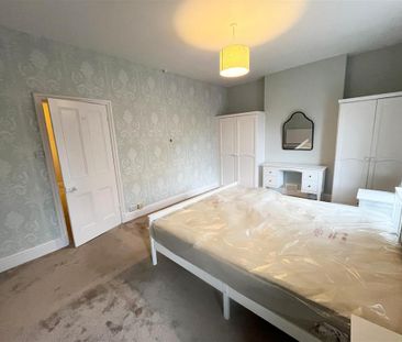 3 bedroom semi-detached house to rent - Photo 6