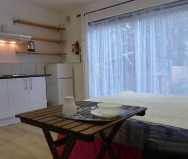 Studio Flat, Monks Park, HA9 - Photo 5