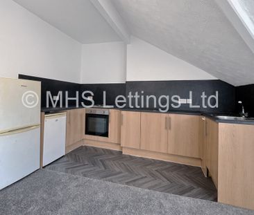 1 Bedroom Flat for rent in Kirkstall Lane - Photo 5
