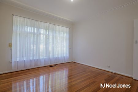 5 York Street, BULLEEN - Photo 3