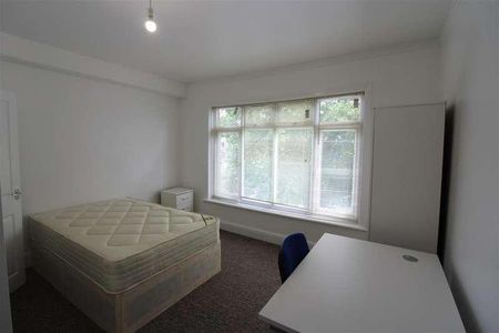 Hill Lane, Southampton, SO15 - Photo 4