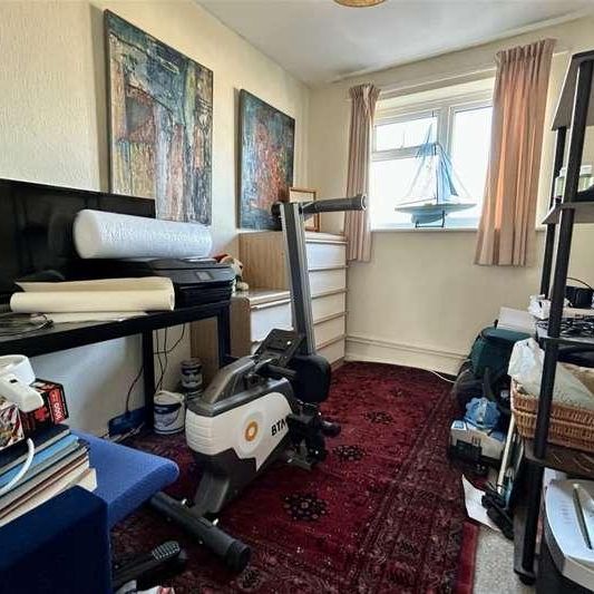 Southampton, SO45 - Photo 1