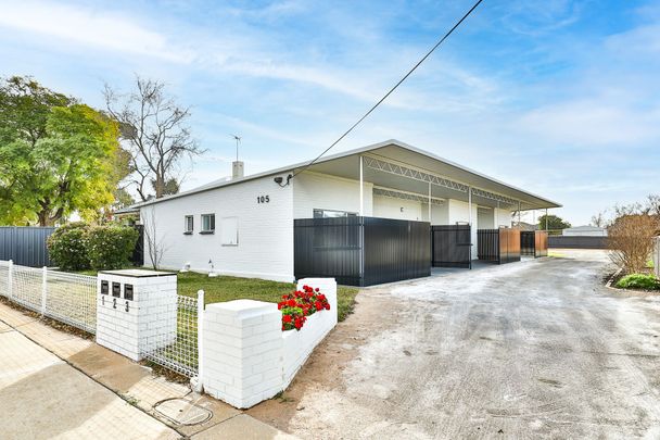 Prime Central Location – Unmatched Convenience in the Heart of the town! - Photo 1