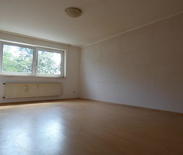 schöne 50m² Wohnung mit Balkon in ruhiger und zentraler Lage in Moers -WBS benötigt -renoviert - Foto 1