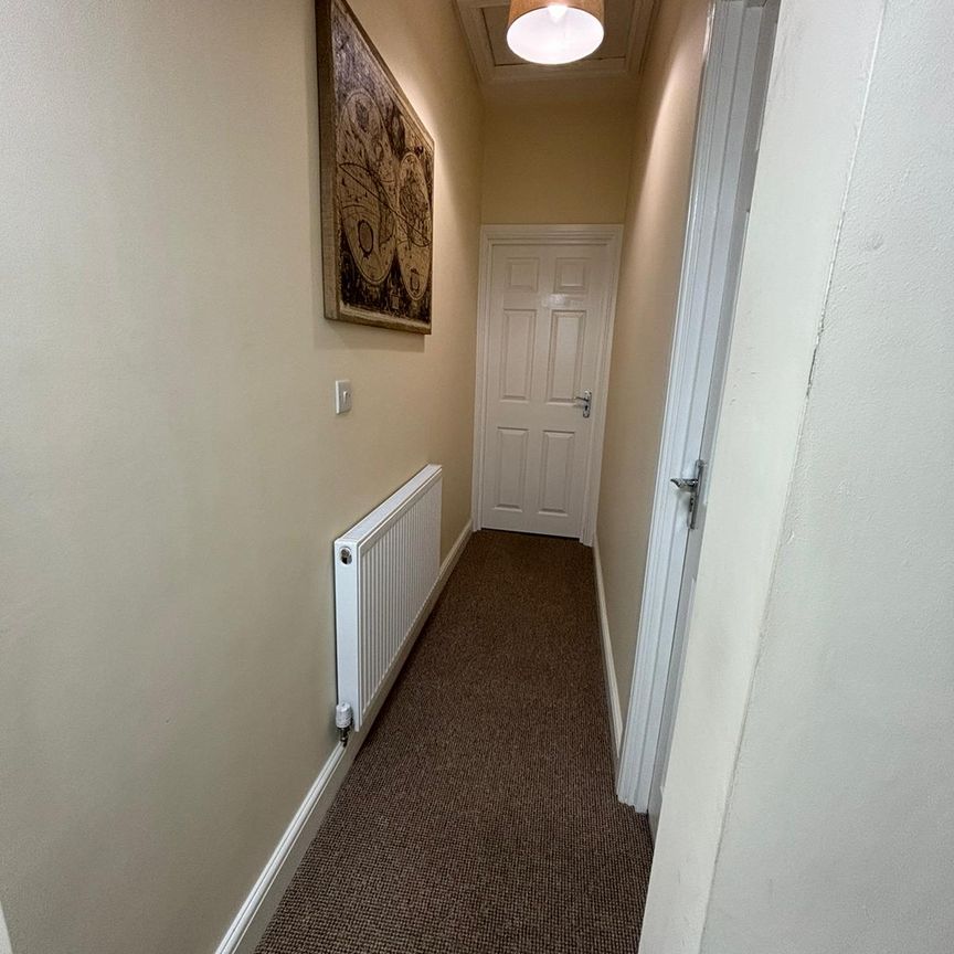 Room 2, 99 Victoria Road, Mexborough, S64 - Photo 1