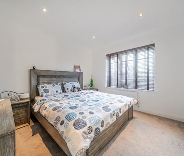 4 bedroom detached house to rent - Photo 5