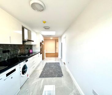 7 bedroom semi-detached house to rent - Photo 4
